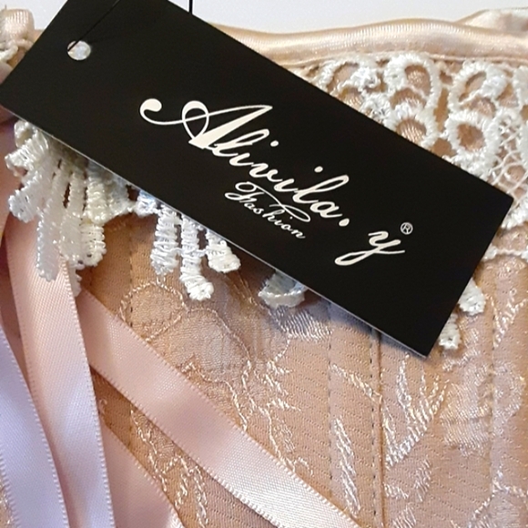 Romantic Blush Pink Brocade Corset Top - Picture 8 of 11